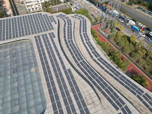 가벼운 무게 태양 전지 패널 태양 전지 모듈 BIPV 전기 셀 Topcon Hjt 모듈 580W 유연한 반 부드러운 태양 물질